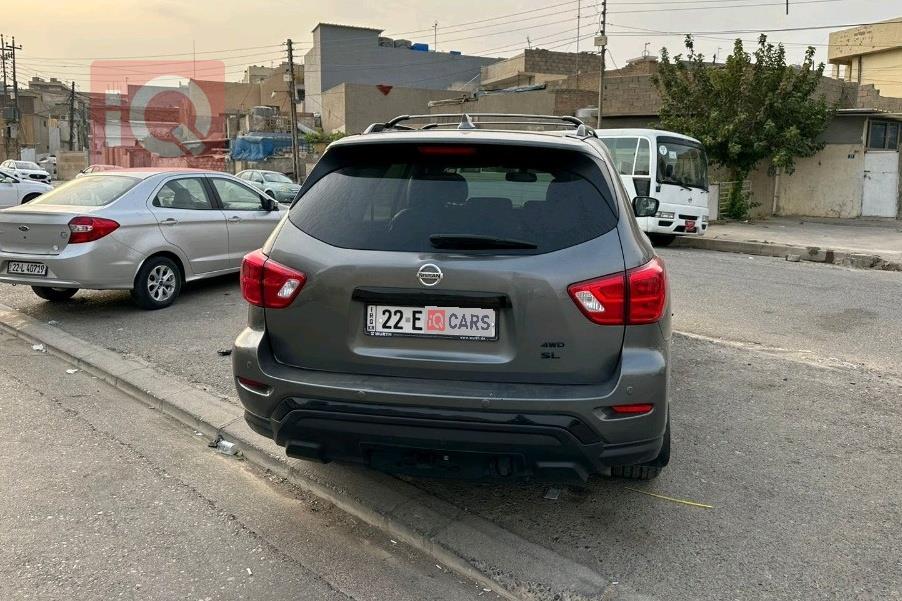 نیسان پاسفایندەر